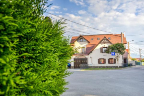 Casa Ambient, Cristian